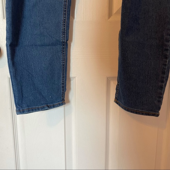 Medium Wash Super Skinny Ankle Jeans - Picture 2 of 7
